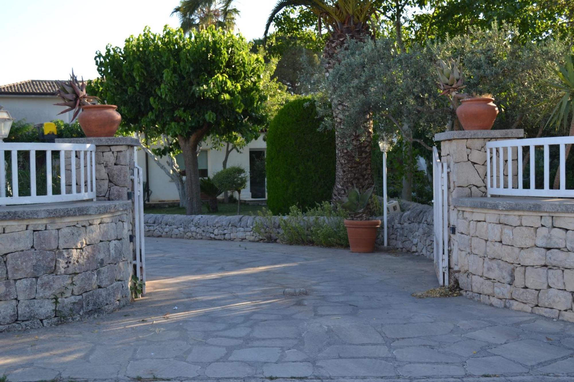 Casa Degli Avi Don Neli, Immersa Nella Natura Modica Exterior foto