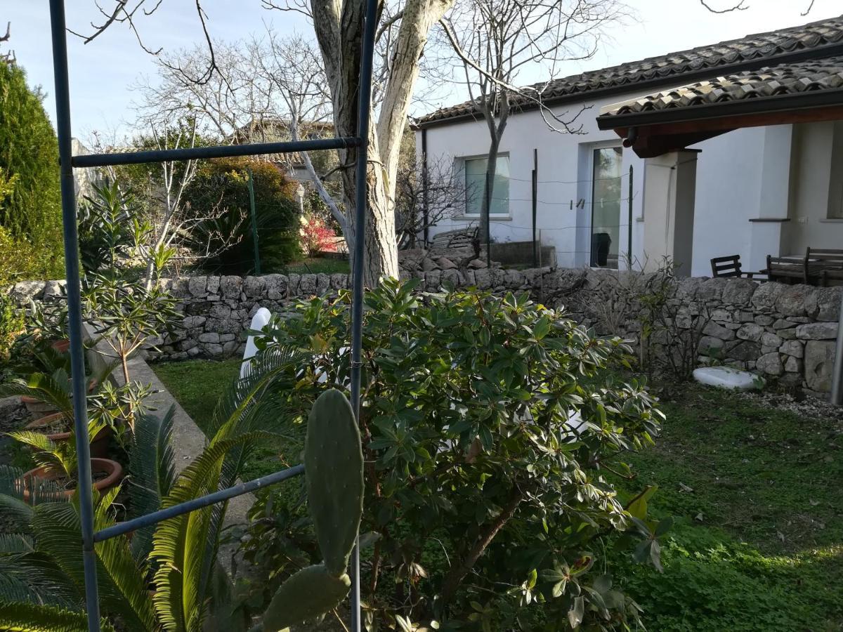 Casa Degli Avi Don Neli, Immersa Nella Natura Modica Exterior foto
