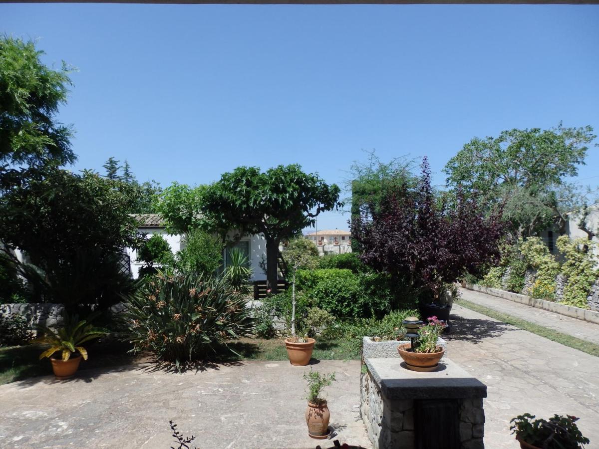 Casa Degli Avi Don Neli, Immersa Nella Natura Modica Exterior foto